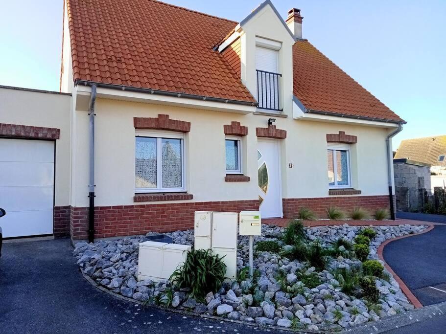 Soleil D'Opale Et Son Grand Jardin Villa Wimereux Buitenkant foto